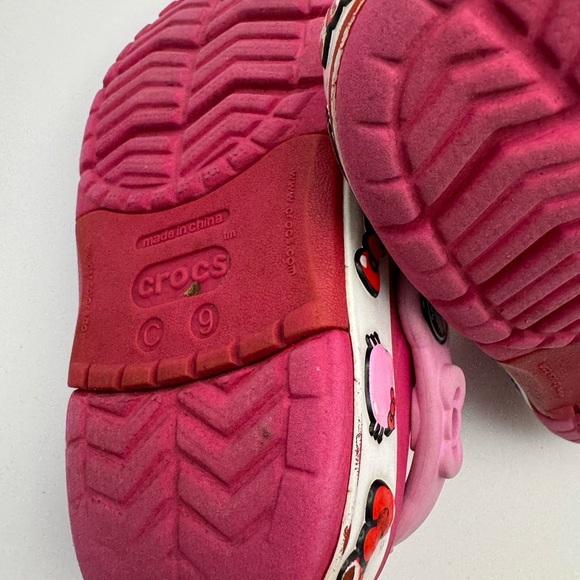 Crocs Children Size 9 PinkHello Kitty Crocs Slip on Clogs Fast Shipping - Picture 10 of 13